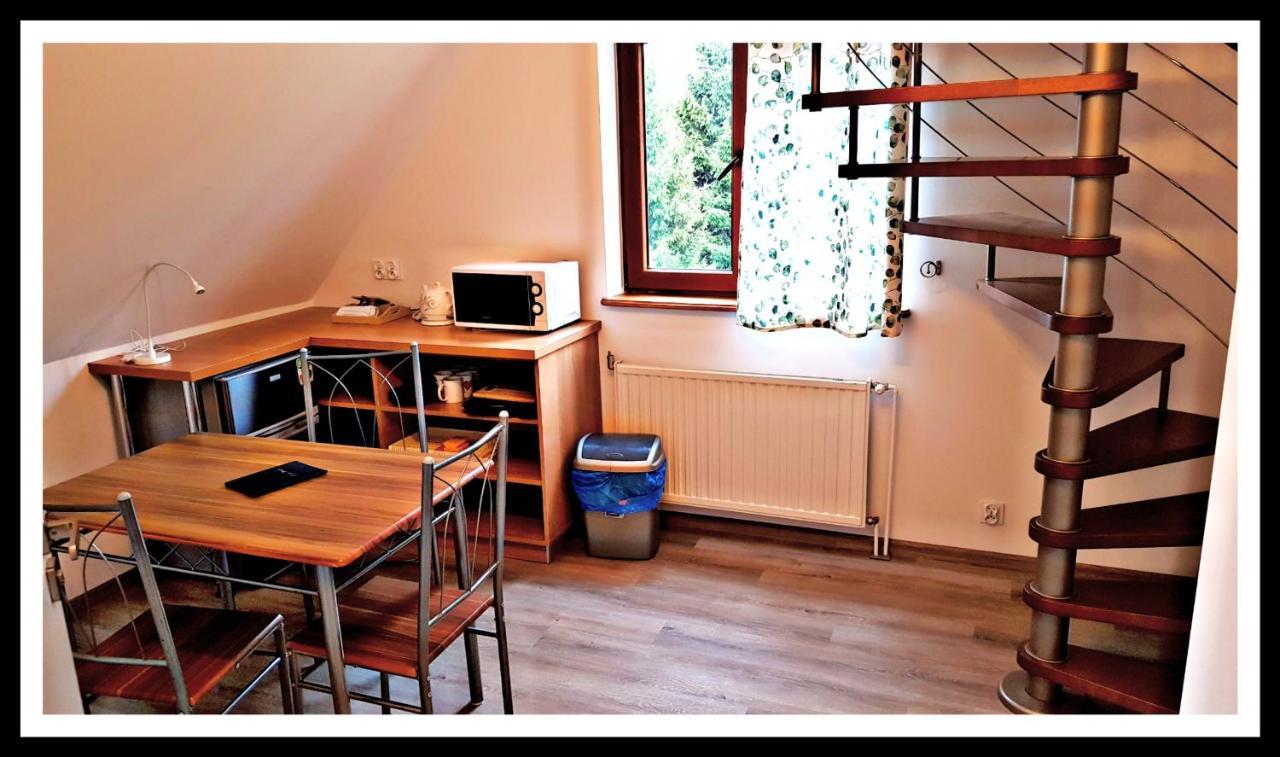 齐斯纳Lesne Berdo Przyslup住宿加早餐旅馆 外观 照片